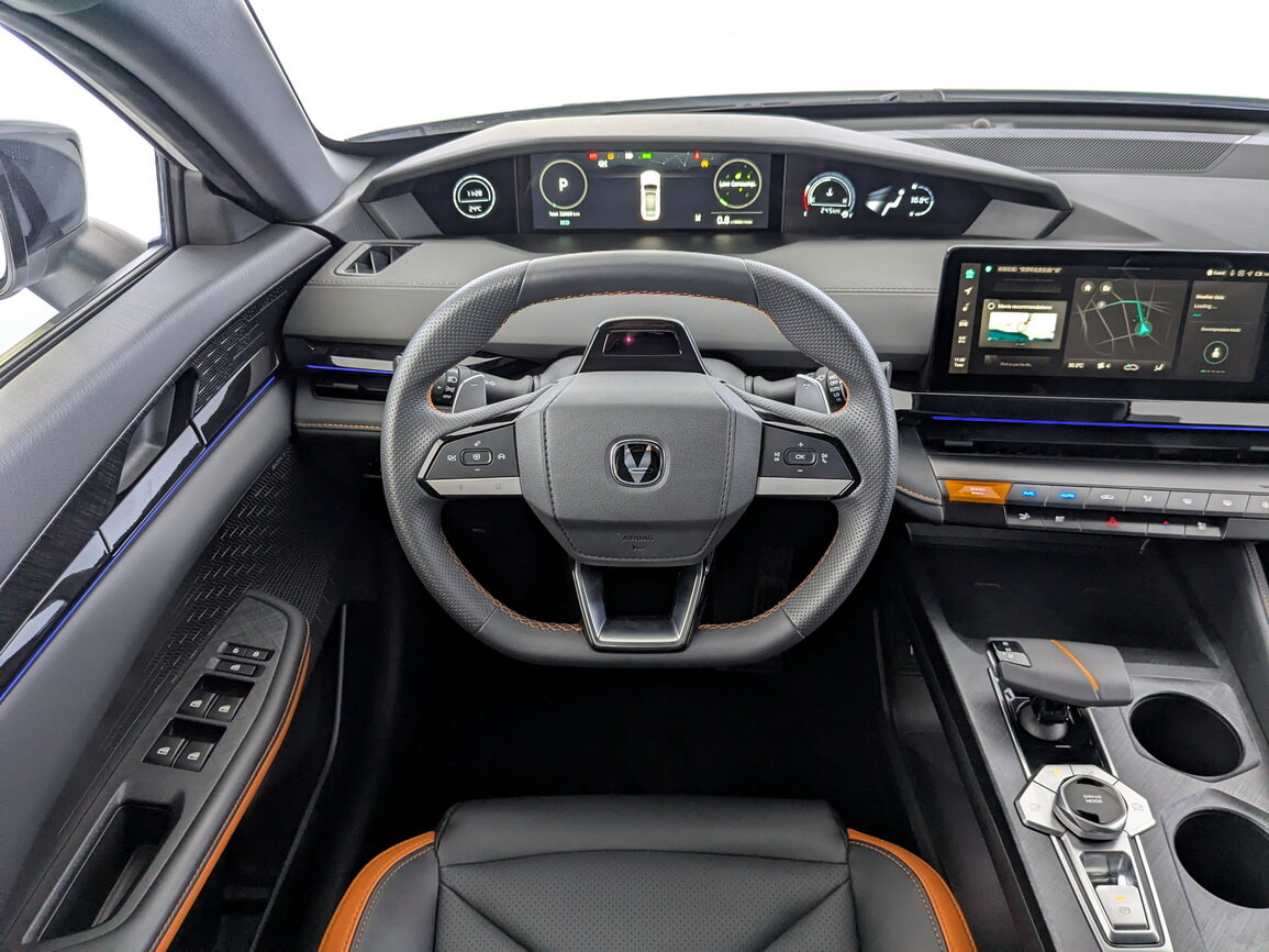 Changan UNI-V 2023 года с пробегом. Фото: #21