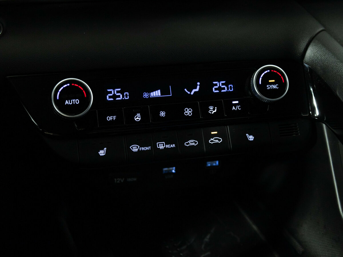 Hyundai Elantra 2022 года с пробегом. Фото: #14