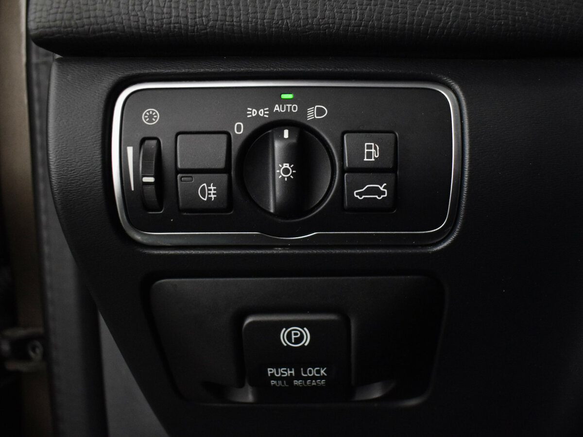 Volvo XC60 2014 года с пробегом. Фото: #17