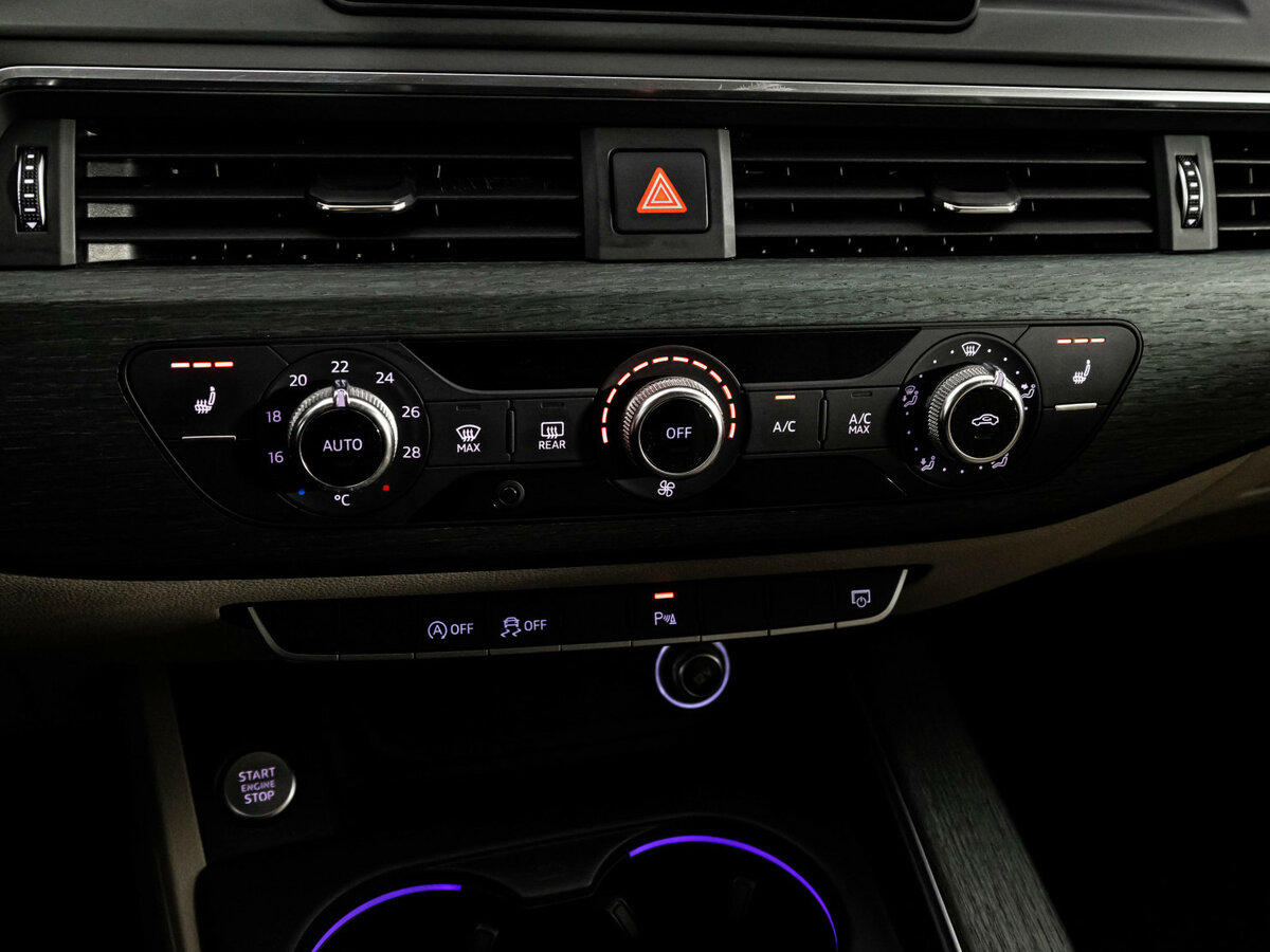 Audi A4 2017 года с пробегом. Фото: #12