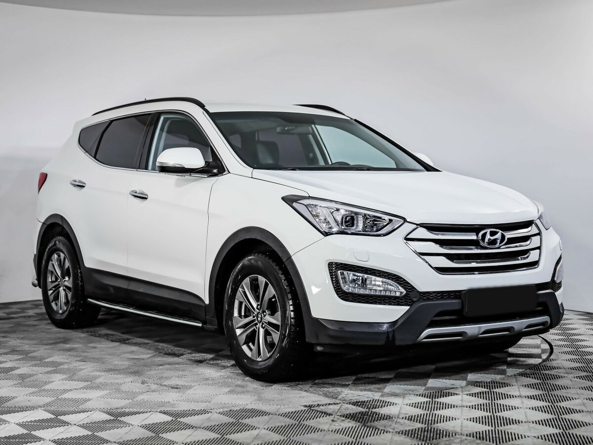 Hyundai Santa Fe 2014 года с пробегом. Фото: #2