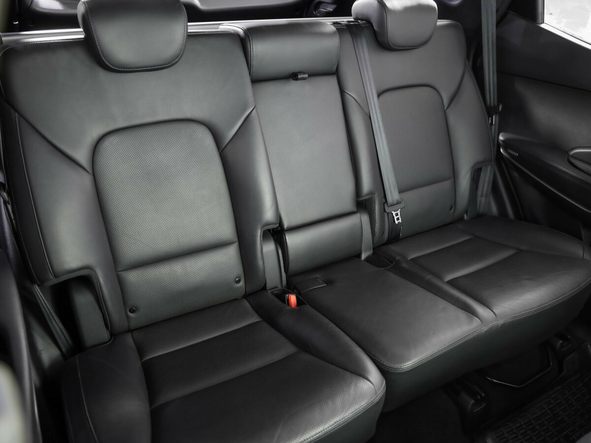 Hyundai Santa Fe 2014 года с пробегом. Фото: #24