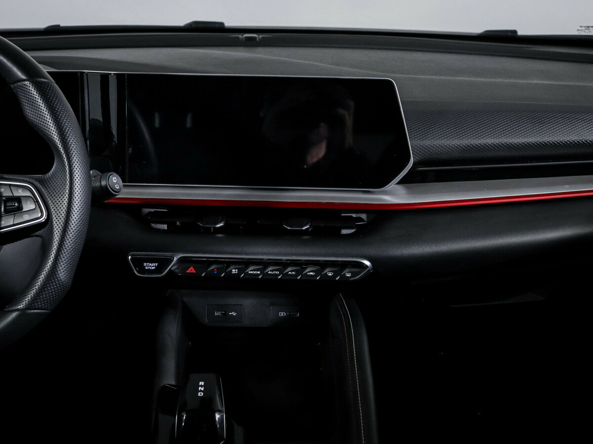 Geely Coolray 2024 года с пробегом. Фото: #10